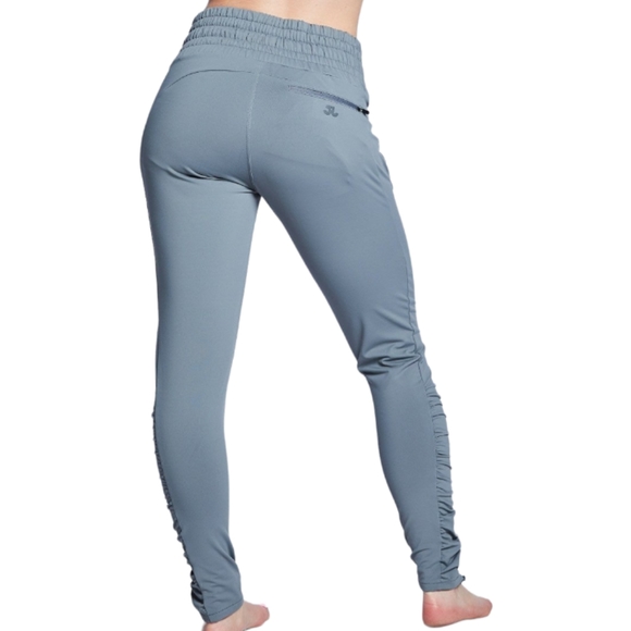 Jo + Jax Fiora Pants Light Gray Large - Picture 3 of 7